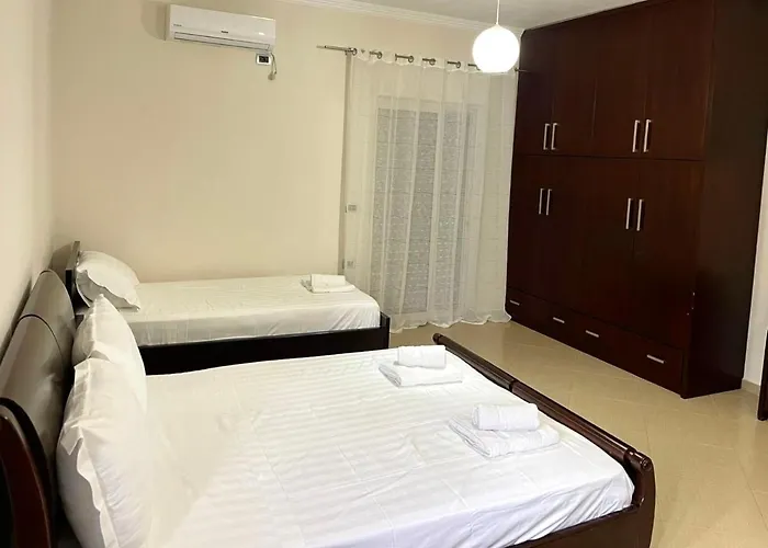 Davi Apartments