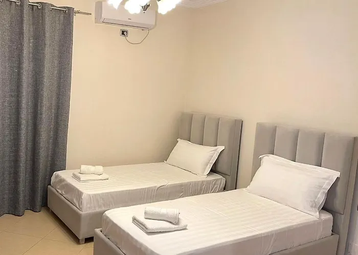 Davi Apartments