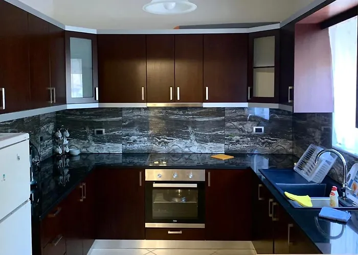 Davi Apartments